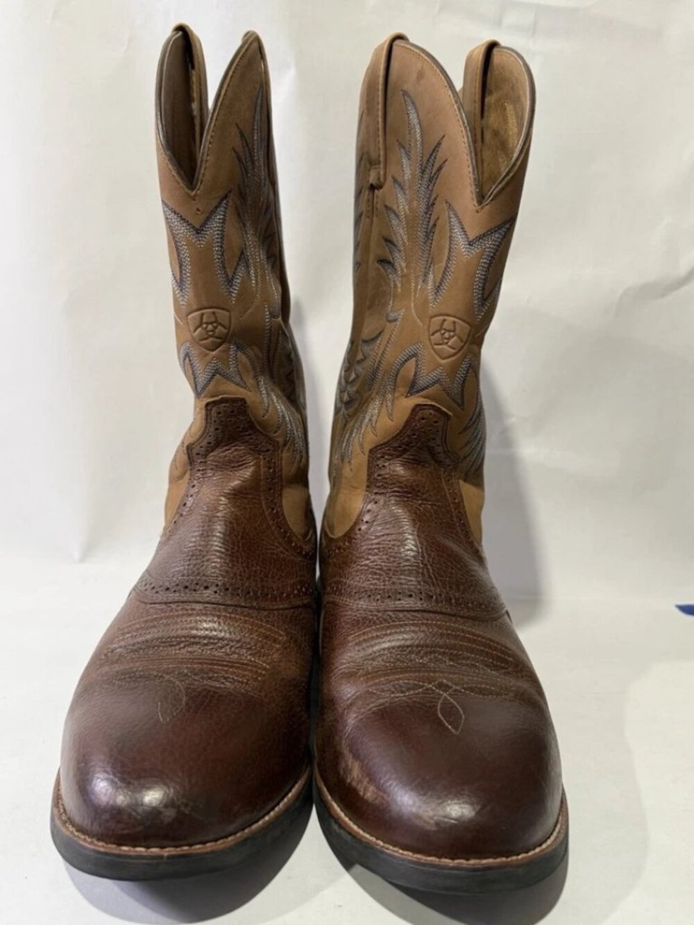 Ariat Men’s 10.5 EE Brown Leather Western Cowboy Boots Embroidered Round Toe